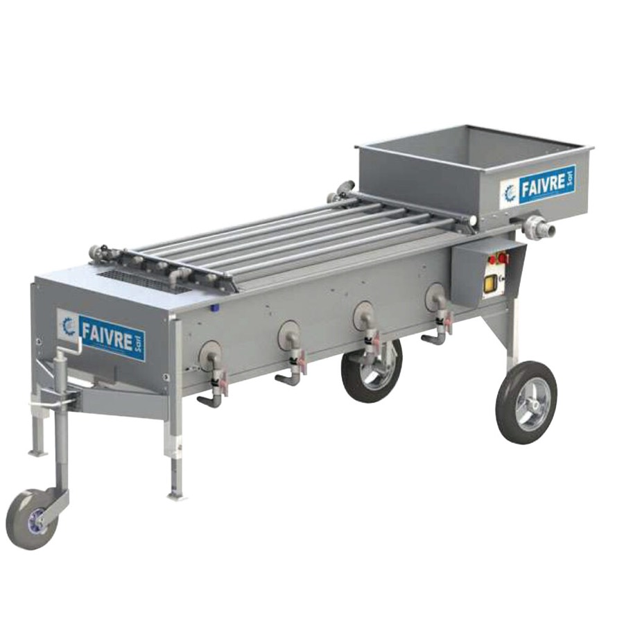 Aquaculture farm equipment